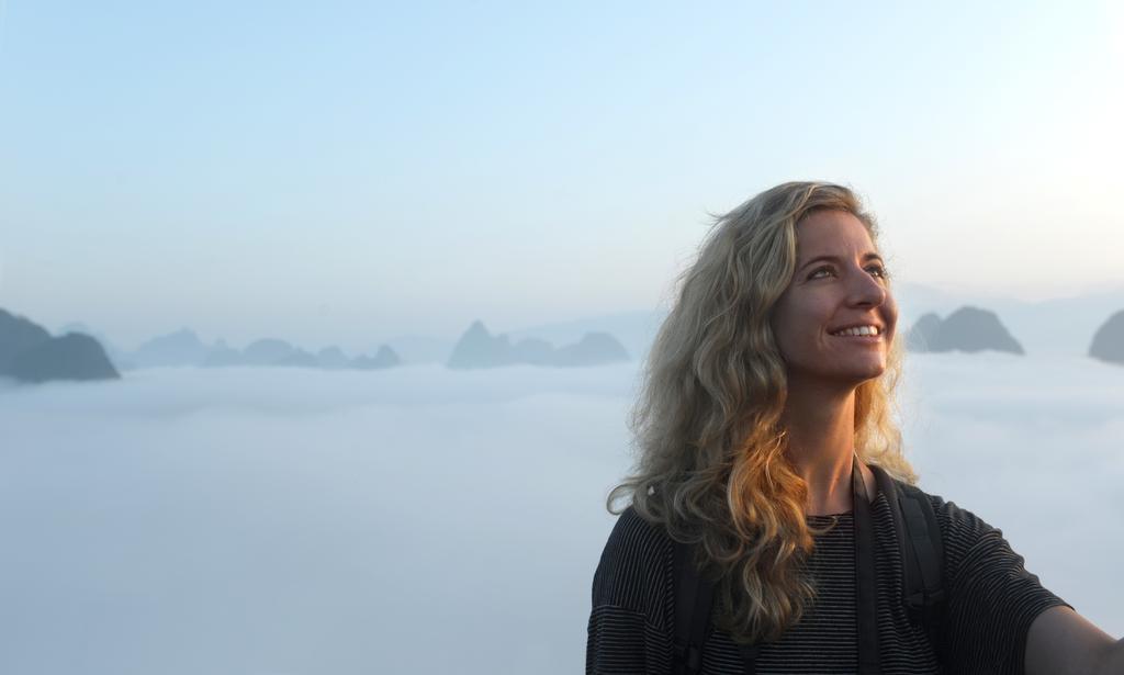 Zen Box House Hotel Yangshuo Exterior photo