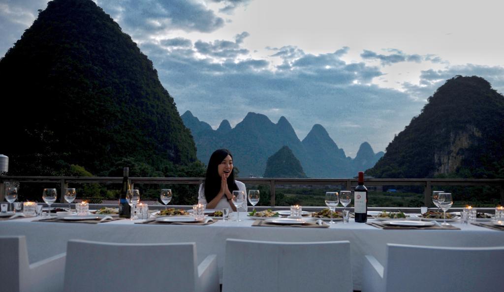 Zen Box House Hotel Yangshuo Exterior photo